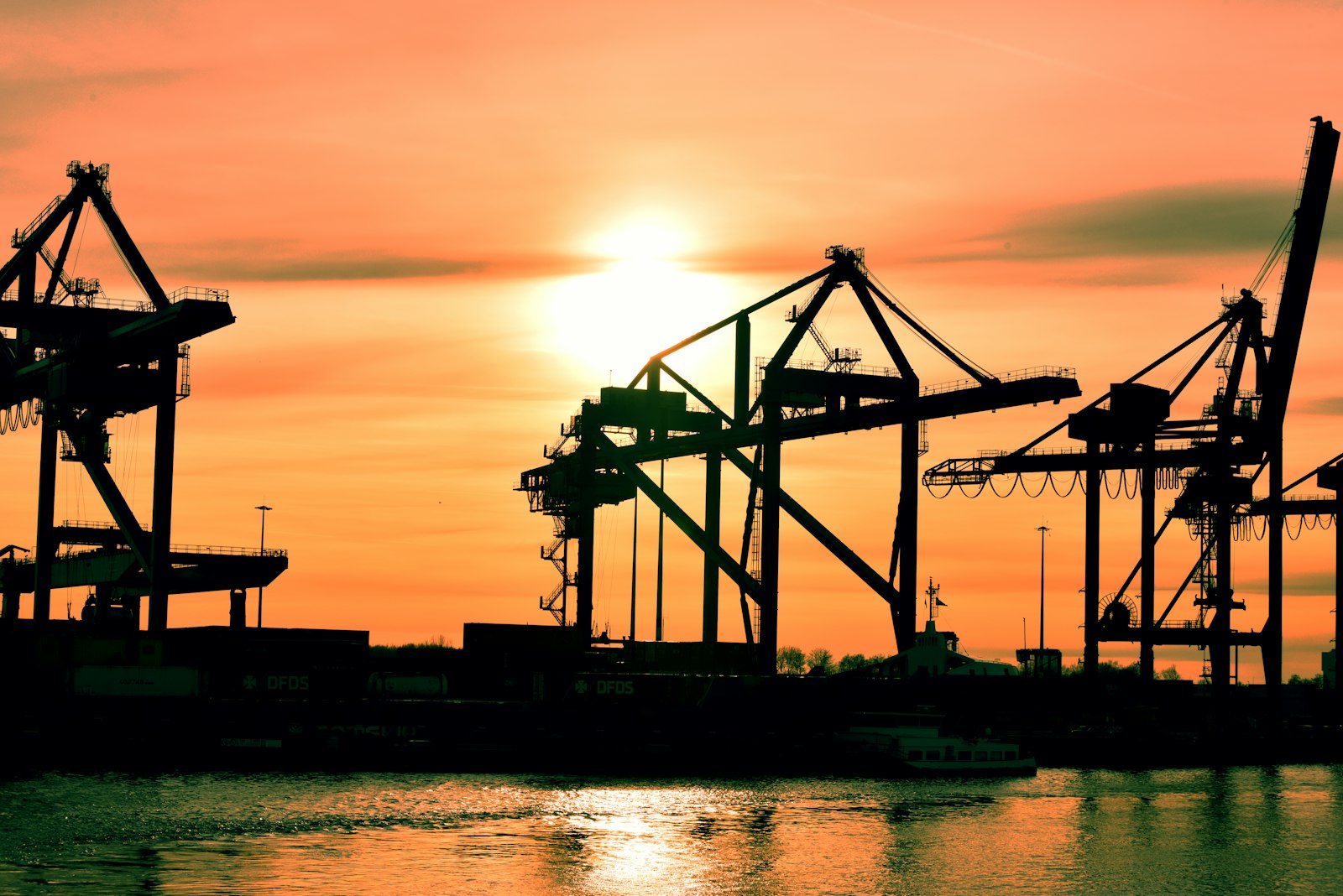 Port crane operations